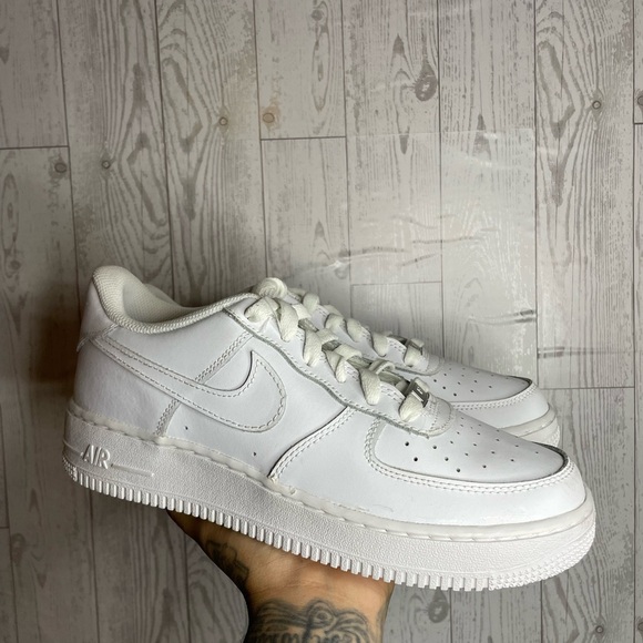 Nike Youth Air Force One Low Triple White DH2920-111 GS Shoes NEW SIZE 7Y - Picture 1 of 6